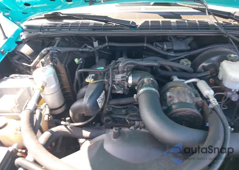 2000 Chevrolet S-10 Ls from USA, damaged, VIN 1GCCS1443YK121566